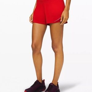 NWT LULULEMON HOTTY HOT SHORT LOW RISE 4” *LINED